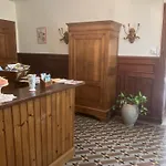Chez Bilhouet Bed & Breakfast 3*